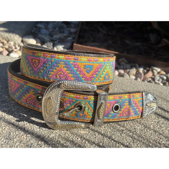 Vintage Southwestern Pastel Embroidered Western Belt Women 